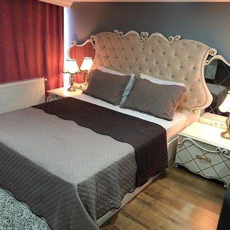 LİZZİA BUTiK HOTEL Istanbul Exterior foto
