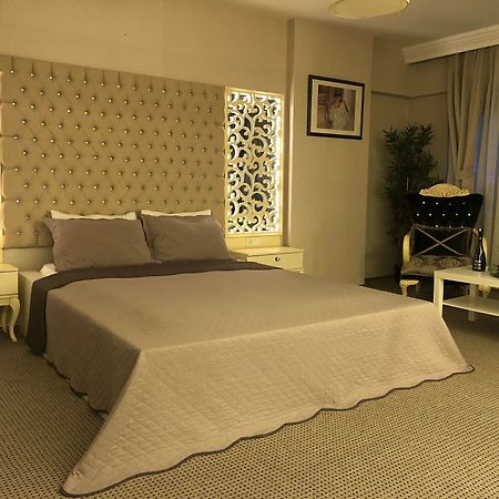 LİZZİA BUTiK HOTEL Istanbul Exterior foto