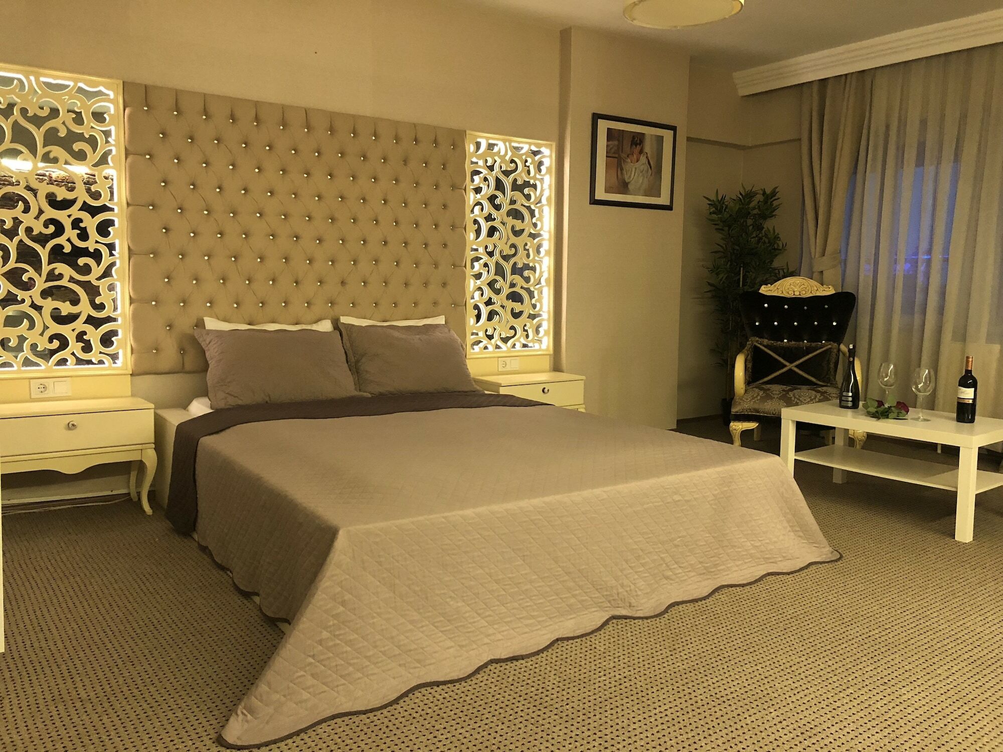 LİZZİA BUTiK HOTEL Istanbul Exterior foto