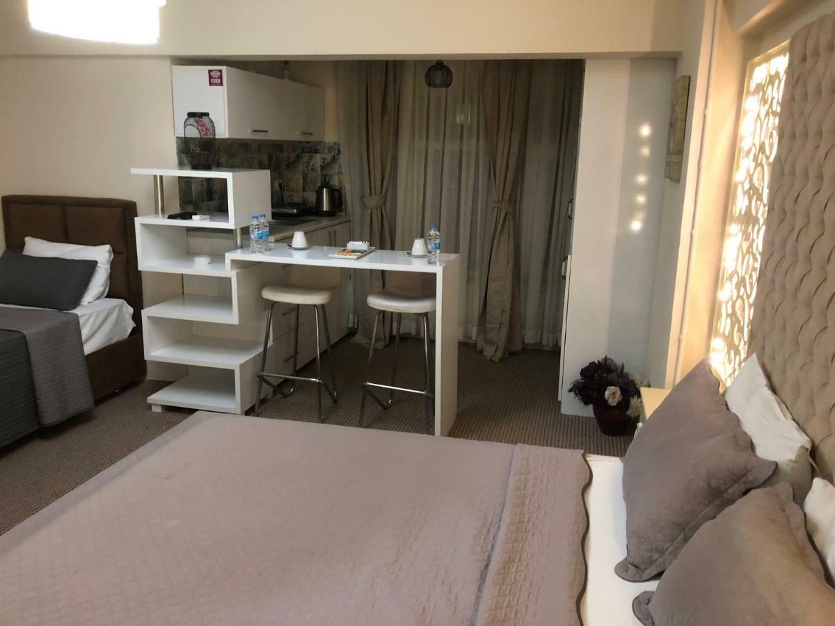 LİZZİA BUTiK HOTEL Istanbul Exterior foto