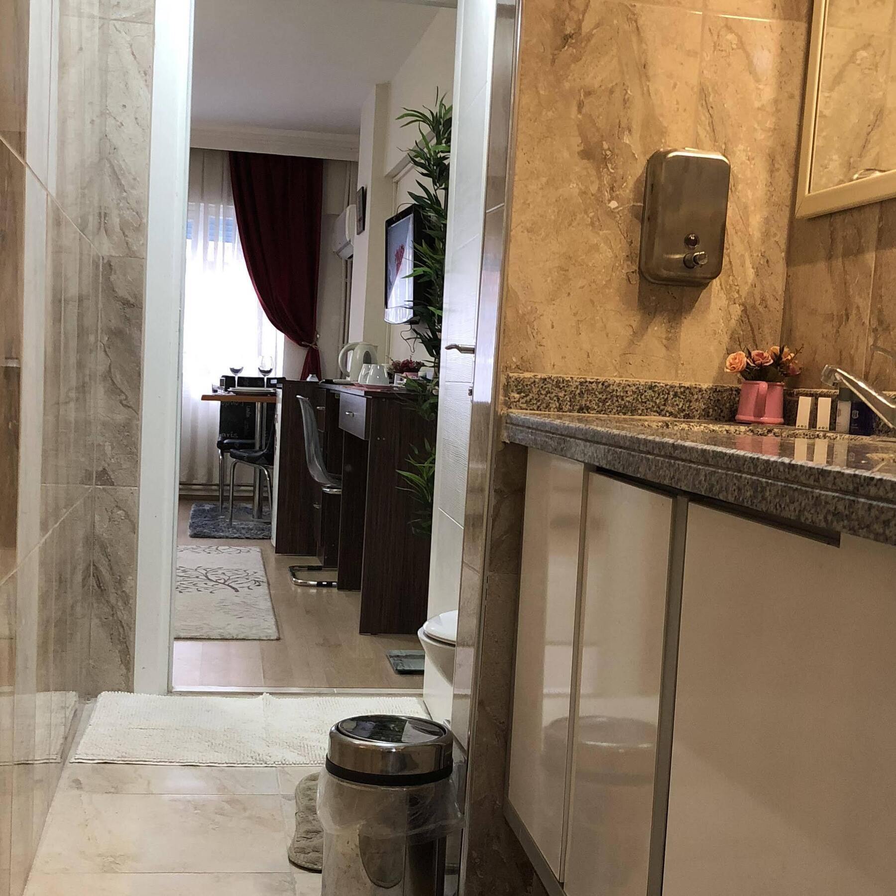 LİZZİA BUTiK HOTEL Istanbul Exterior foto